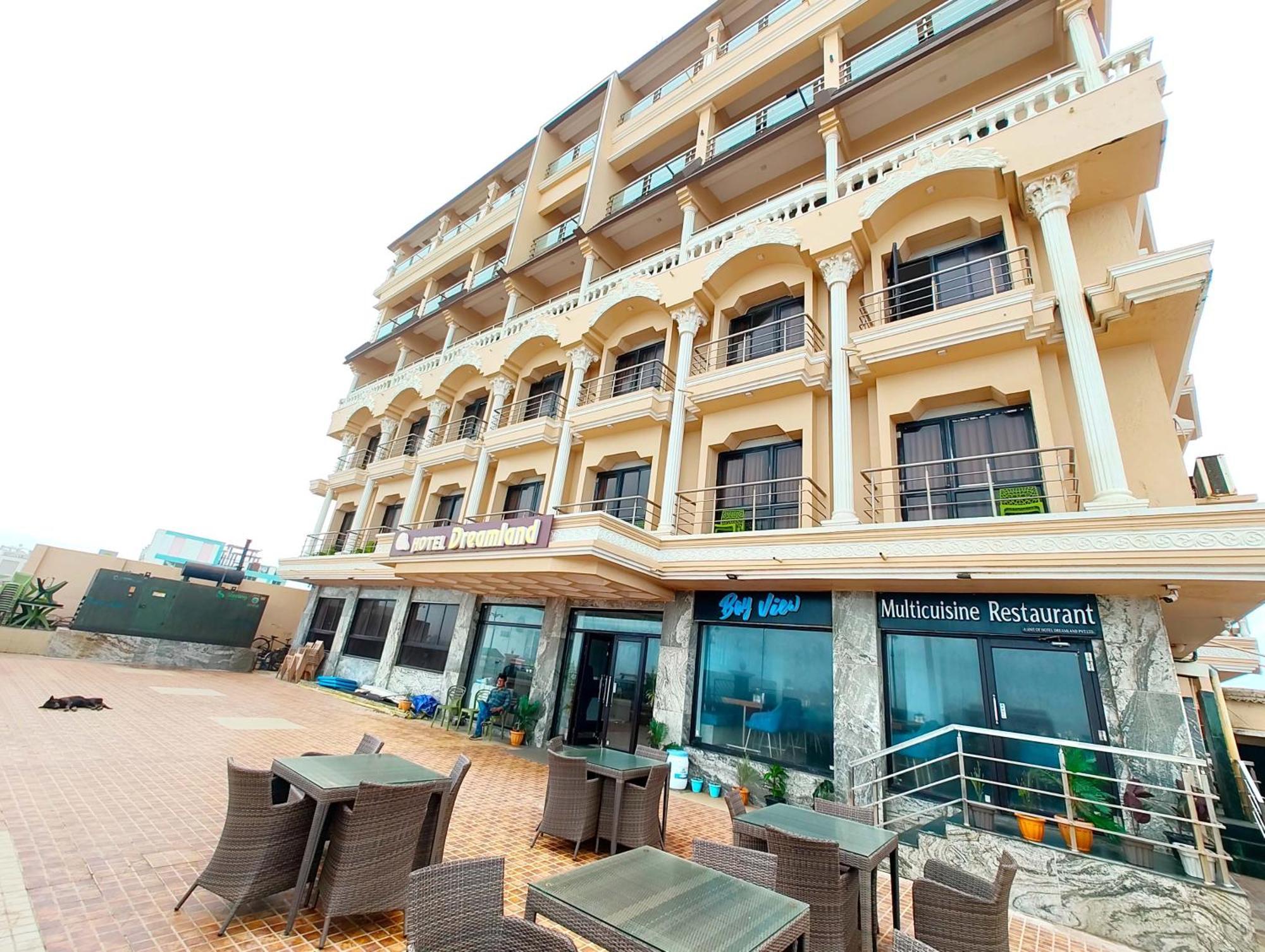 Sea View Dreamland Near Jagannath Temple - Lift-wifi-parking And Restaurant Facilities - Sea Facing With Attached Balcony - Rated Luxuary In 4*