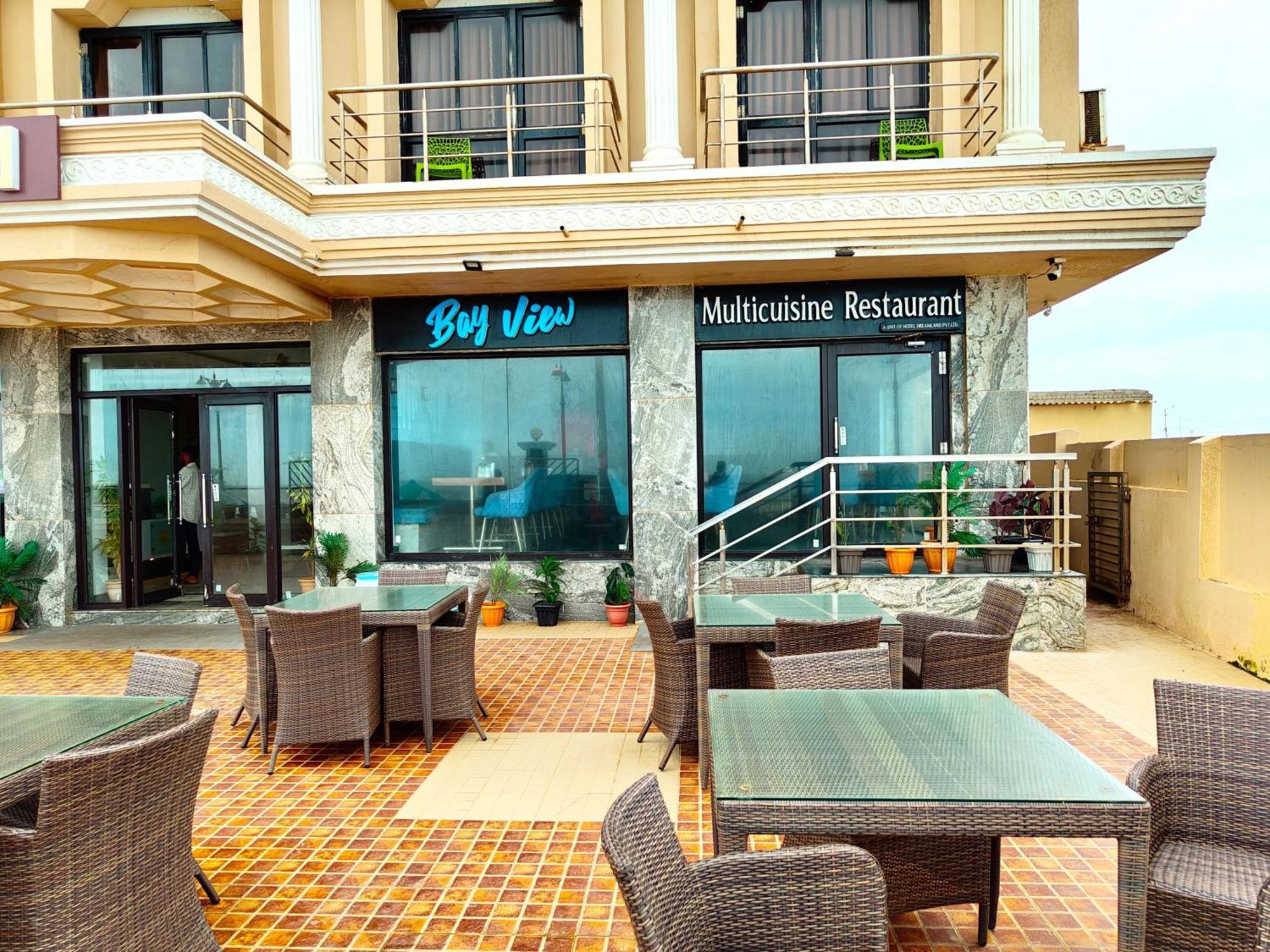 Sea View Dreamland Near Jagannath Temple - Lift-wifi-parking And Restaurant Facilities - Sea Facing With Attached Balcony - Rated Luxuary In 4*